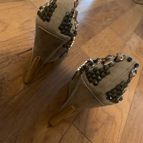 Pink suede and jeweled peep toe wedges - Picture 7 of 7